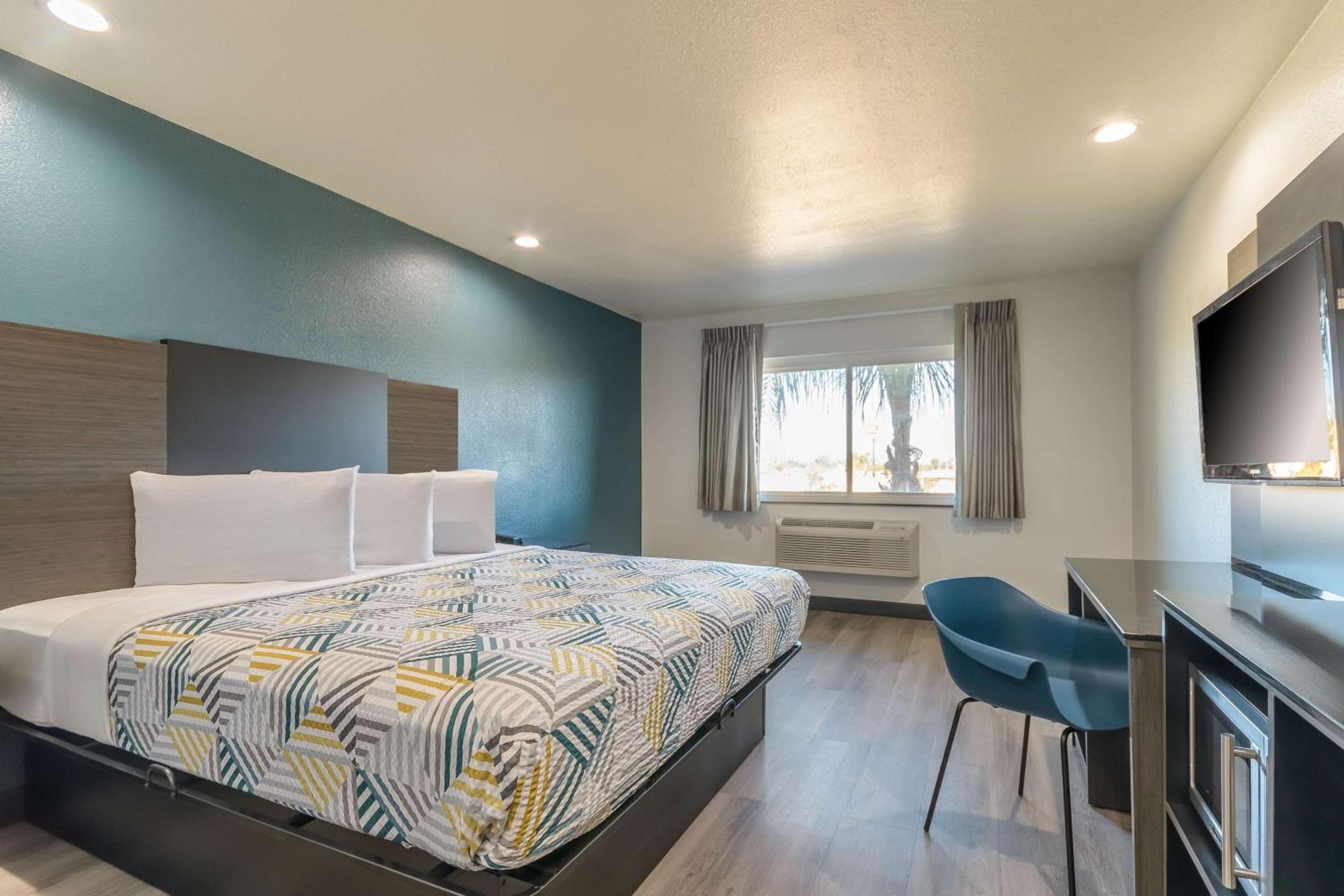 Studio 6 Suites Perris, Ca Exteriör bild