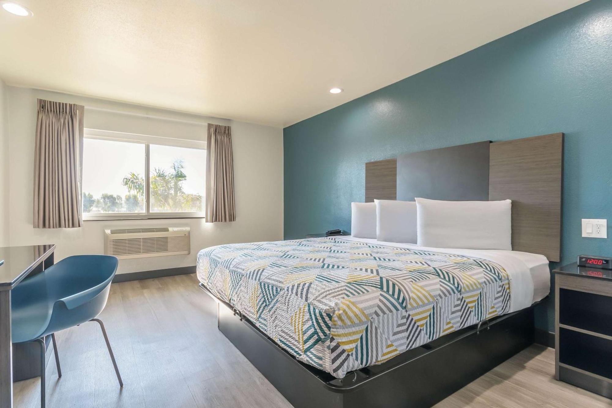 Studio 6 Suites Perris, Ca Exteriör bild